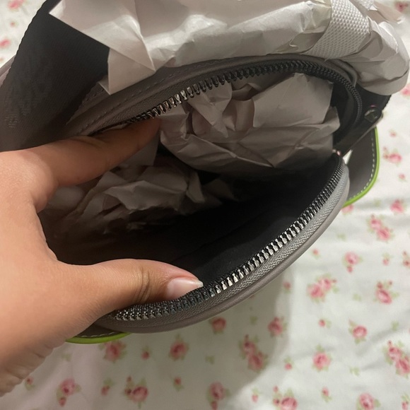 DISNEY STAR WARS GROGU CROSSBODY AND MATCHING CARDHOLDER SET - Picture 11 of 14